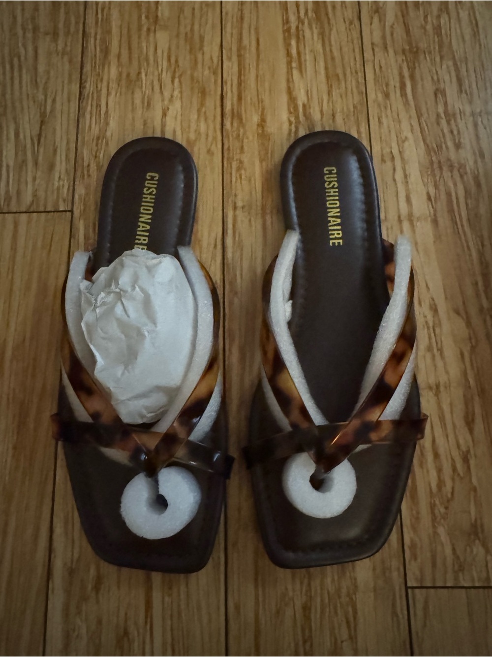 Cushionaire Titan Sandals- Women's Tortoiseshell Strap Slide Sandals - Brown